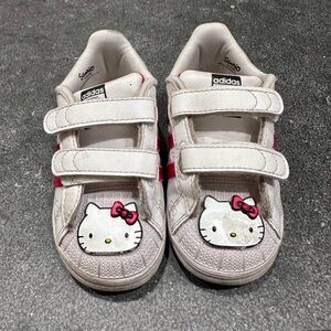 Adidas Hello Kitty Superstar Toddler 8